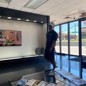 Meet your Posher, Darien